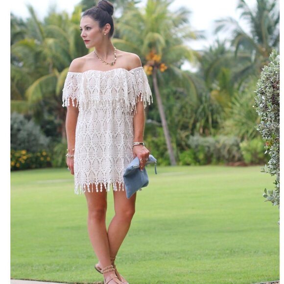 Gorgeous Stone Cold Fox Iowa Off Shoulder Dress Ivory Lace Size L -- MSRP $420 - Picture 1 of 10